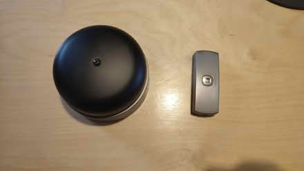 Photo of free Radio controlled door bell with batteries :) (Moorfields) #1