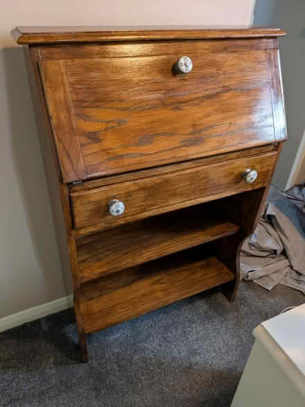 Photo of free Bureau (Greenwood, Bicester, OX26) #1