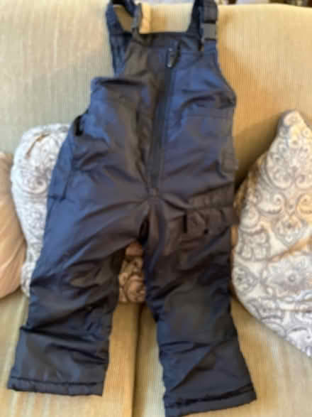 Photo of free Size 4 boys snow pants (Jefferson Park) #1