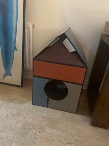 Photo of free LilPet house (Park street st albans AL2) #1