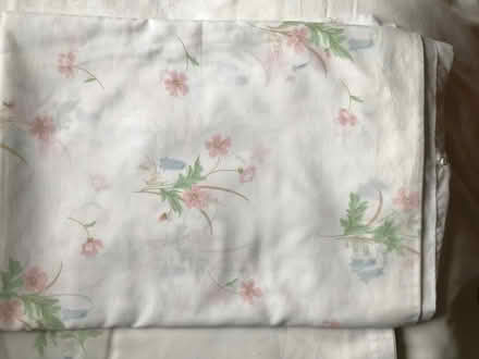 Photo of free 4 single duvet covers & pillowslips, floral pattern (Wootton OX13) #2