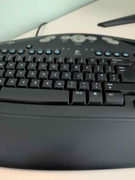 Photo of free Monitor and keyboard (Greenwood, Bicester, OX26) #2