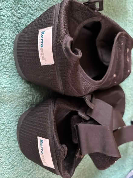 Photo of free Fracture boots (GL54) #1