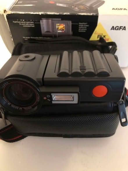 Photo of free Old digital camera (Markfield LE67) #1