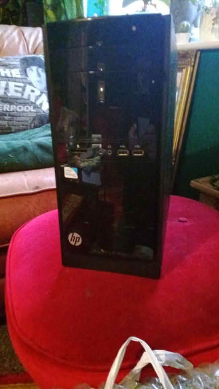 Photo of free Windows 10 Desktop Computer (Walton on the Hill L4) #1