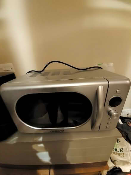 Photo of free Microwave (Peck Way area, Rushden NN10) #1