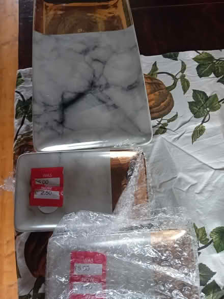 Photo of free Serving dishes (Vale LA1) #1