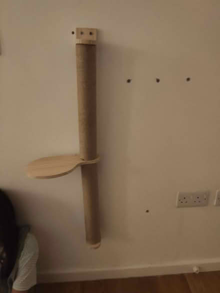 Photo of free Cat scratch post, steps and tray (Se5) #2