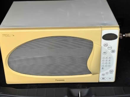 Photo of free Microwave Oven (Orleans) #2