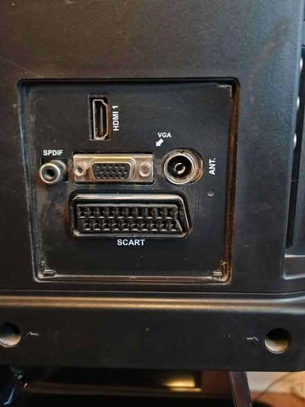 Photo of free Small TV With DVD Player (Liverpool L21) #4