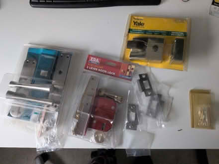 Photo of free Various door locks and handles (RG4) #1