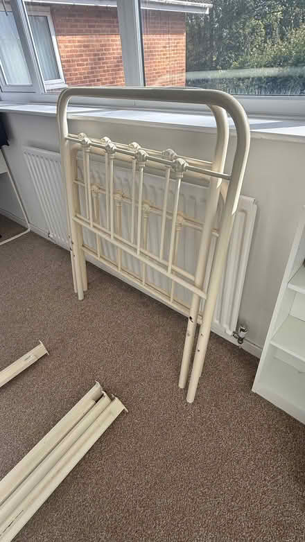 Photo of free 2x SINGLE BED (Elmdon Heath B91) #2