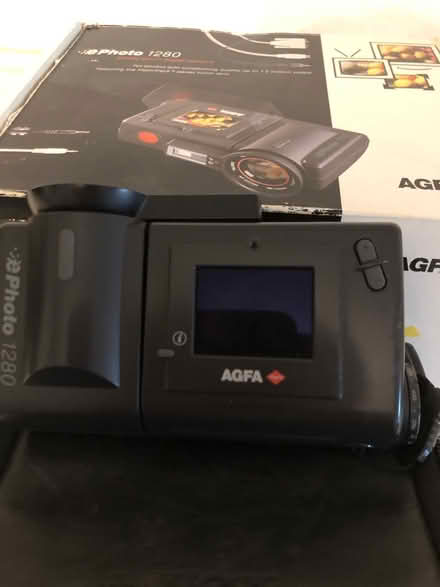 Photo of free Old digital camera (Markfield LE67) #2