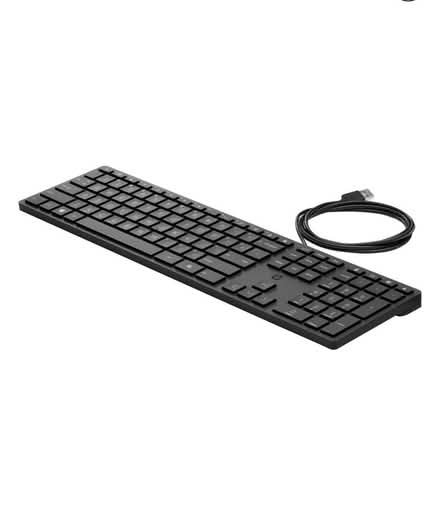 Photo of Wired Keyboard - working (Hazlemere HP15) #1