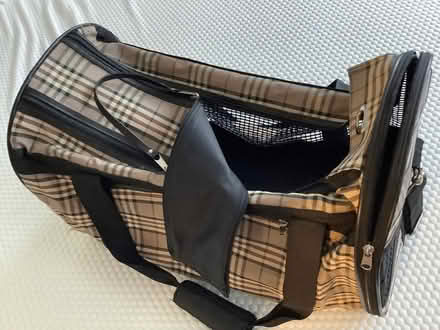 Photo of free Cat carrying bag (Loughborough LE11) #1