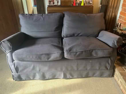 Photo of free 2/3 seater sofa on raisers (Netherfield, Battle) #1