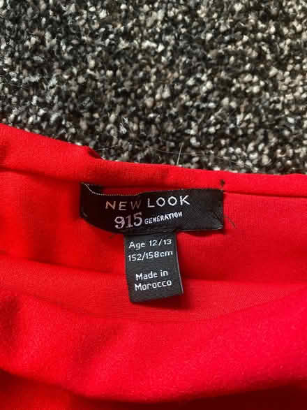 Photo of free Red top (Bletchley MK3) #2