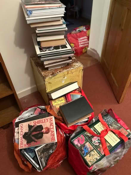 Photo of free Books (Gl16 Sling) #1