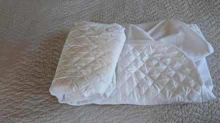 Photo of free Twin XL mattress protector - 2 (Cupertino/West San Jose) #3