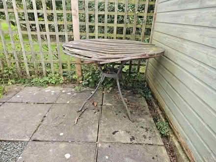 Photo of free a metal garden table and chairs - for repair (Arddleen SY22) #4