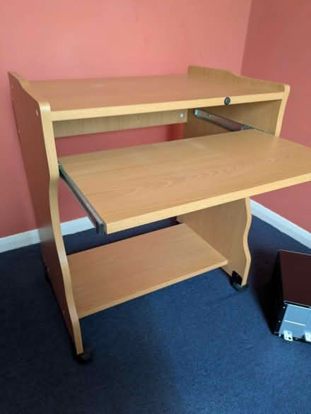 Photo of free Desk (Greenwood, Bicester, OX26) #1