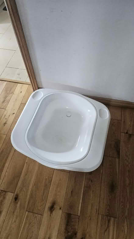 Photo of free Baby bath (High barnet EN5) #1