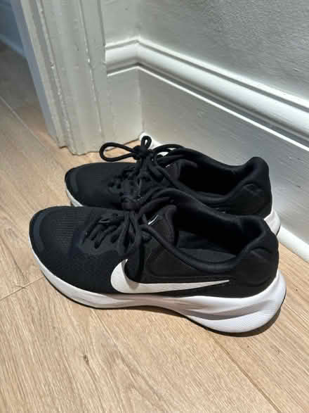 Photo of free Nike black trainers (Guildford GU2) #1