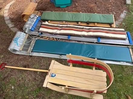 Photo of free Various sleds (Bayview Village) #1