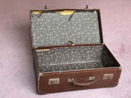 Photo of free Vintage suitcase (Amersham HP7) #3