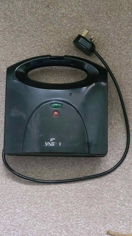 Photo of free Sandwich toaster (Curbridge OX29) #1