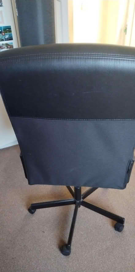 Photo of free desk chair (Heswall CH60) #3