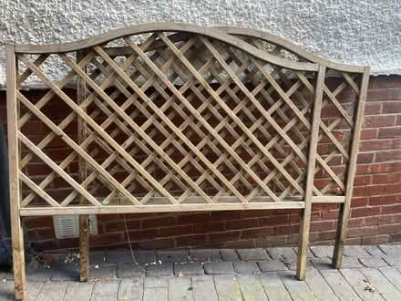 Photo of free Trellis x2 (Dore, S17) #1