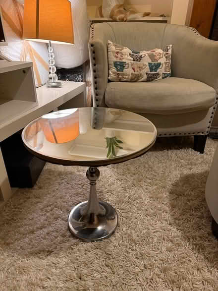Photo of free Mirror round side table (TW7) #1