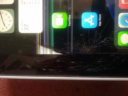 Photo of free iPad 7th Gen - Factory Settings (B90 shirley) #4
