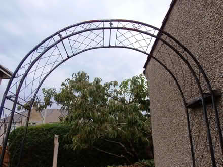 Photo of free Large Metal Garden Arch (Vale LA1) #2