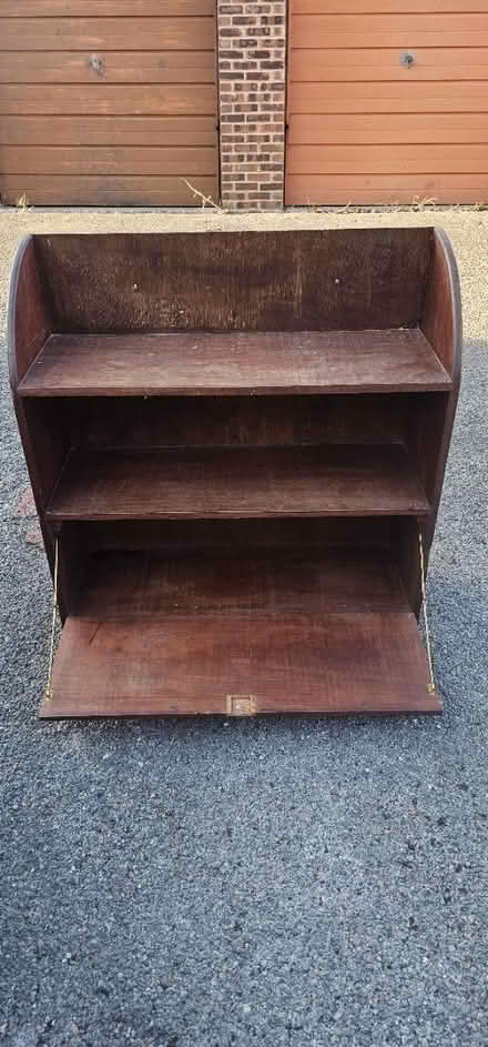 Photo of free Wodden cabinet (Stonebridge BA11) #1