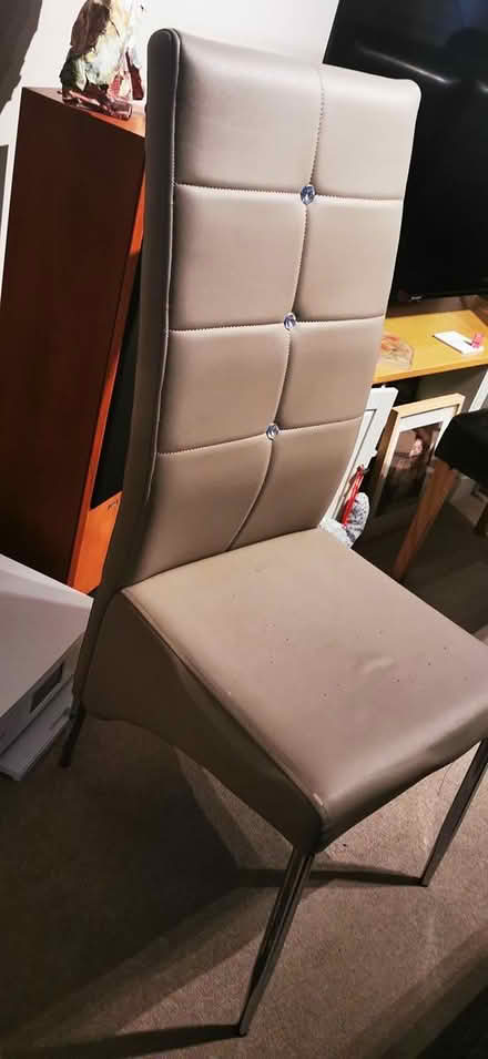 Photo of free Dinning Chairs x 6 (Battle TN33) #3