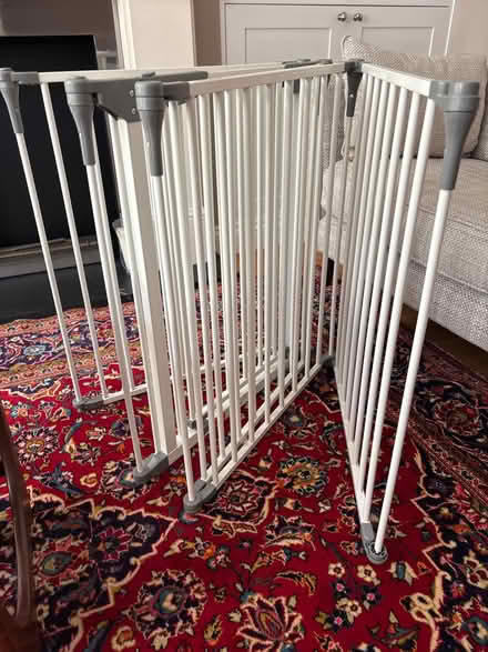 Photo of free Baby gate (Worlds End SW10) #1