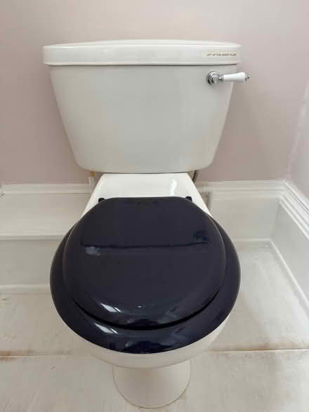 Photo of free WC & Seat - Working (Camden) #1