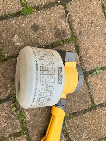 Photo of free Hozelock fertiliser (Sn68bn) #3