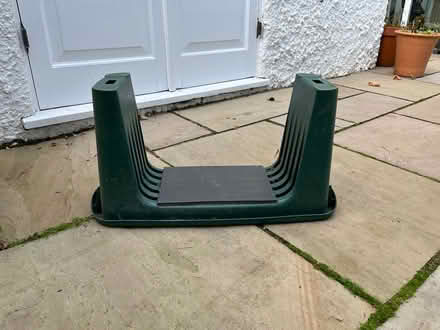 Photo of free Garden stool/kneeler (GU7) #1