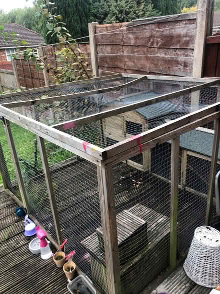 Photo of free Rabbit hutch and run (OL8 2XQ) #2