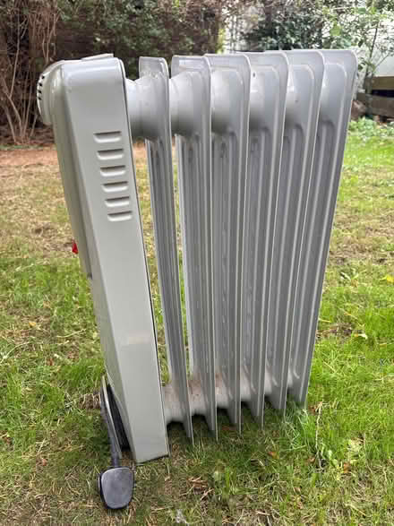 Photo of free Electric Heater (Wheathampstead AL4) #1