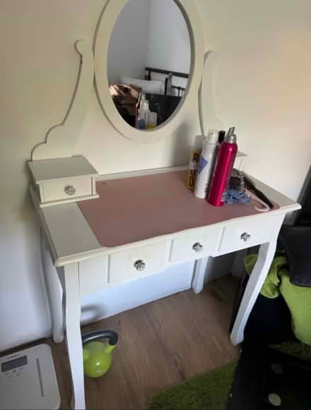 Photo of free Dressing table (Oxley, Wolverhampton, WV10) #4