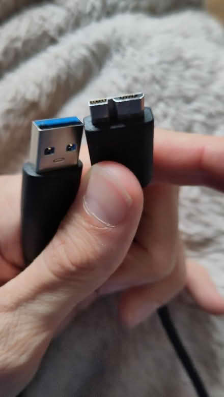 Photo of free USB-A to Micro USB-B, short cable (Kendal LA9) #1