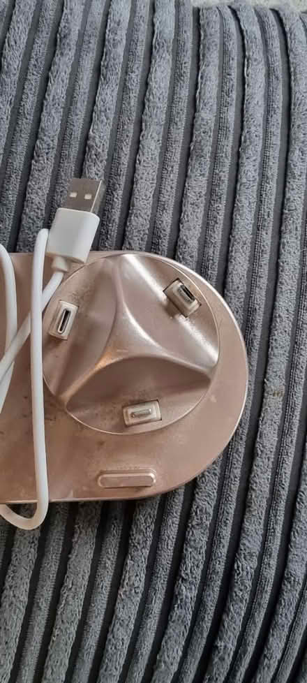 Photo of free Multi charger for apple (CR7) #3