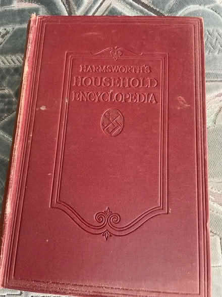 Photo of free 1920s Household Encyclopaedia (Parkstone BH14) #1