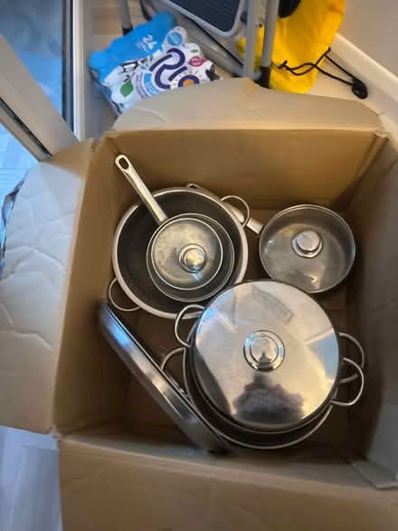 Photo of free Assorted pans (Stivichall Coventry CV3) #1
