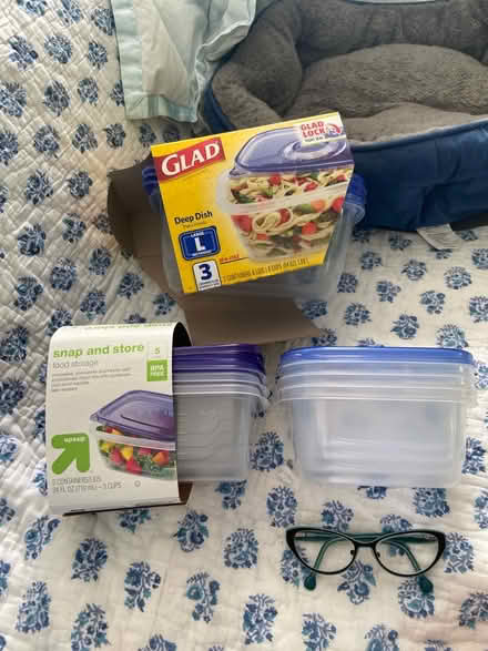 Photo of free NEW plastic food storage 6x3 cups (takoma Park, MD) #1