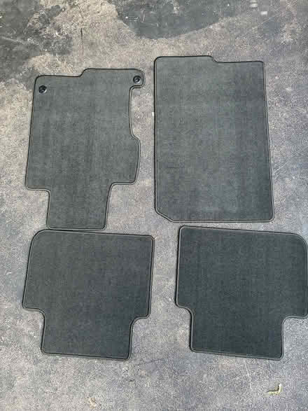 Photo of free Car mats - brand new (Bronte area) #1